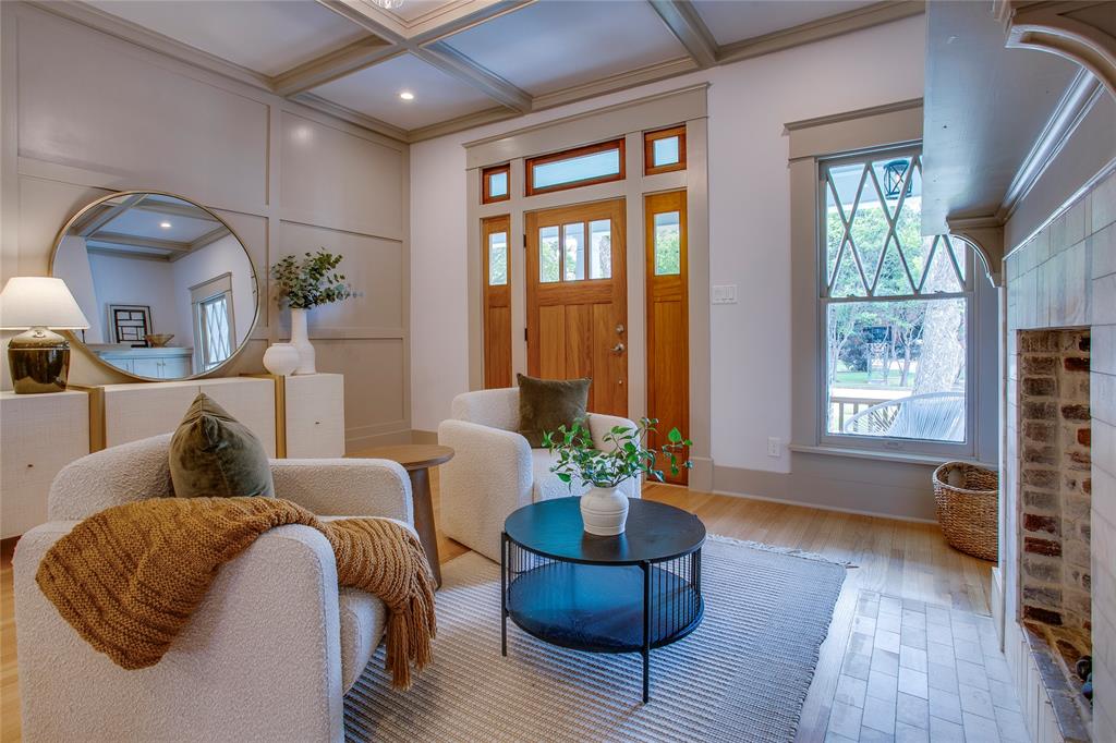 714 N Edgefield Avenue