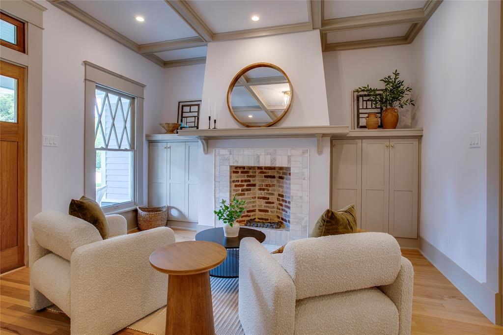 714 N Edgefield Avenue