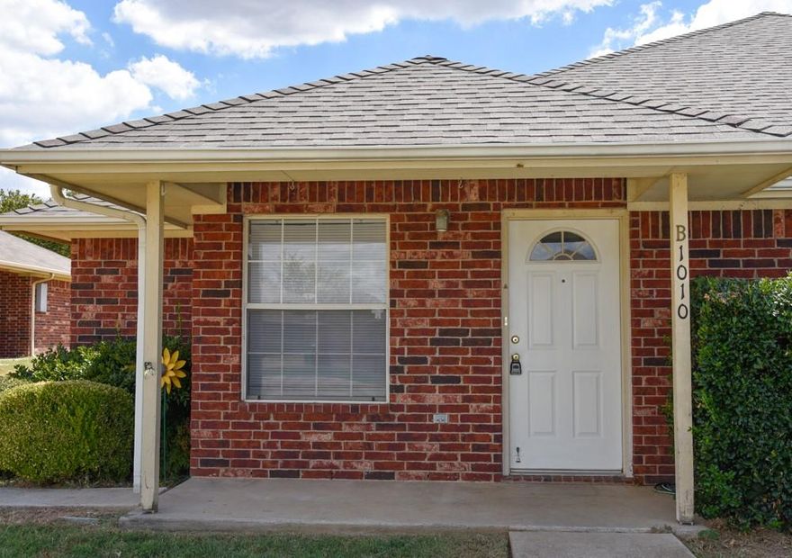 Welcome to the charming 2 Bed 2 Bath duplex located in the heart of Bridgeport, TX. Situated within the Bridgeport ISD, this home offers easy access to schools, shopping, dining, and more.· Client must view the property before applying online (tenants need to attach supporting docs via online app). $60 application for applicants 18+. Application fee is non- refundable. $150 admin fee due at lease signing. Security deposit $1075 Owner has final approval. All information is deemed reliable but not guaranteed - Tenant and or Tenant's agent to verify all information within the listing included but not limited to square footage and schools.