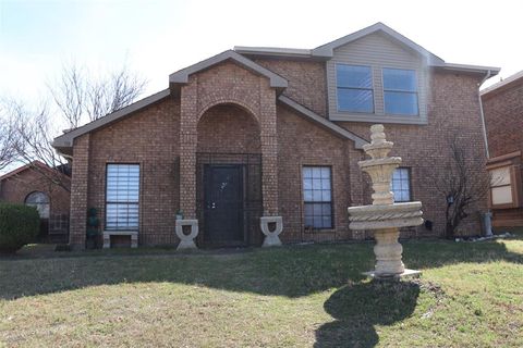 710 Cresent Drive DeSoto TX 75115