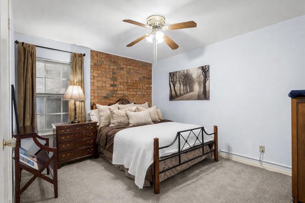 Lake Hlnds Rev - Residential