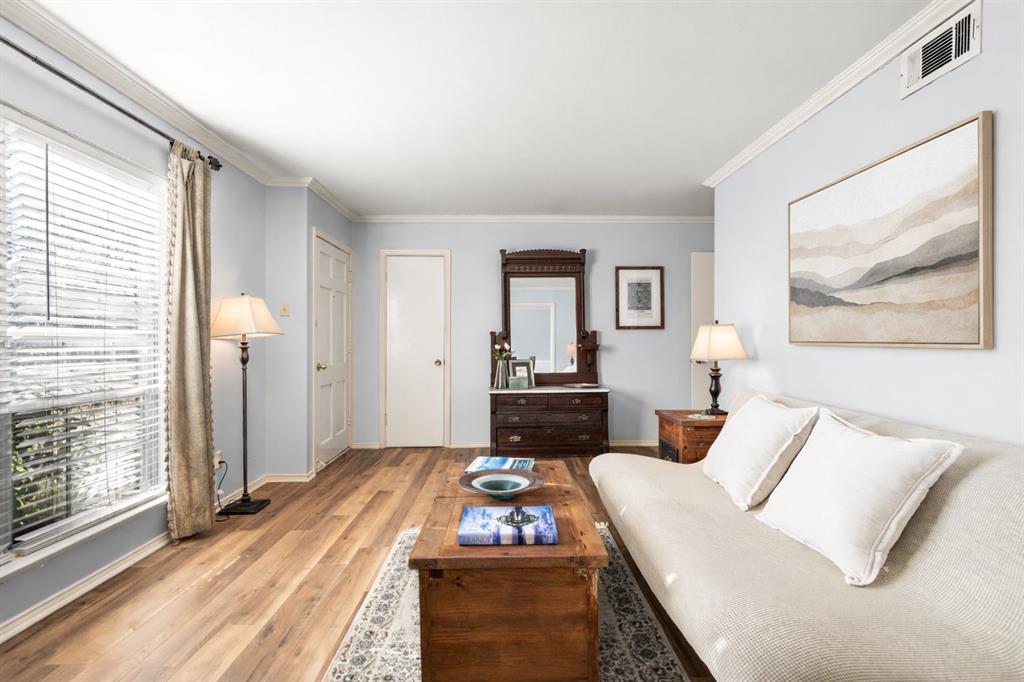 Lake Hlnds Rev - Residential