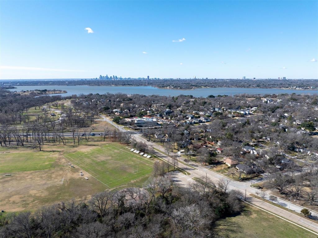 Lake Hlnds Rev - Residential