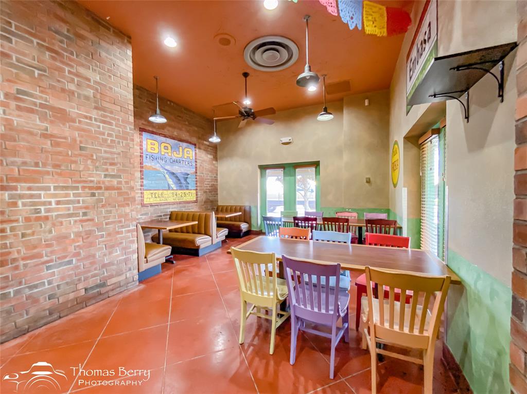 Rhodes Plaza - Commercial Sale