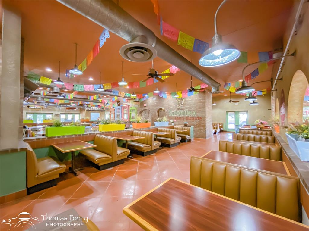 Rhodes Plaza - Commercial Sale