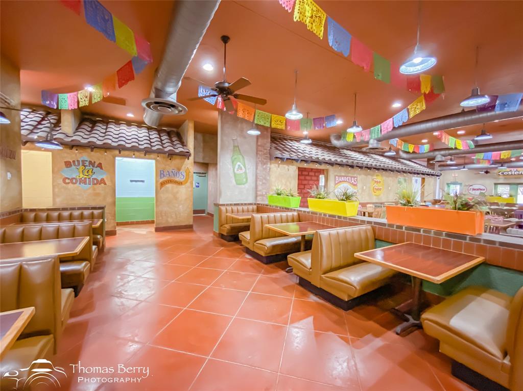 Rhodes Plaza - Commercial Sale