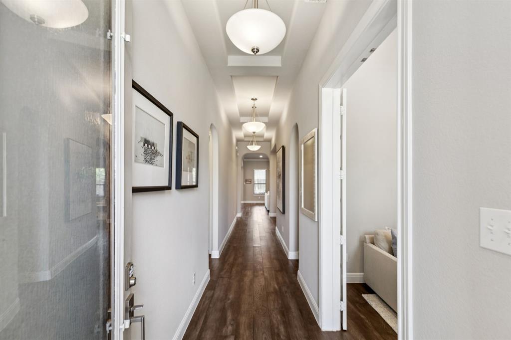 2908 Burgundy Trail