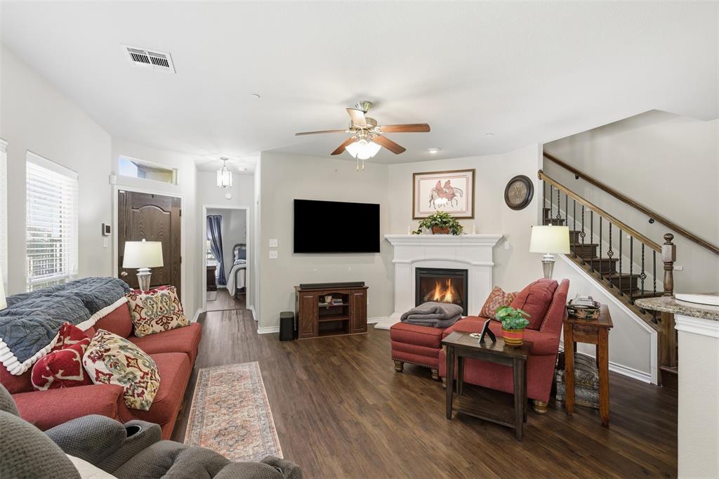 8713 Whitehead Street