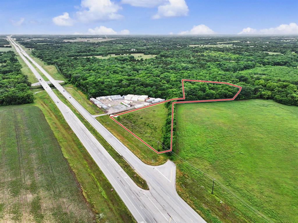 14533 State Highway 121 N