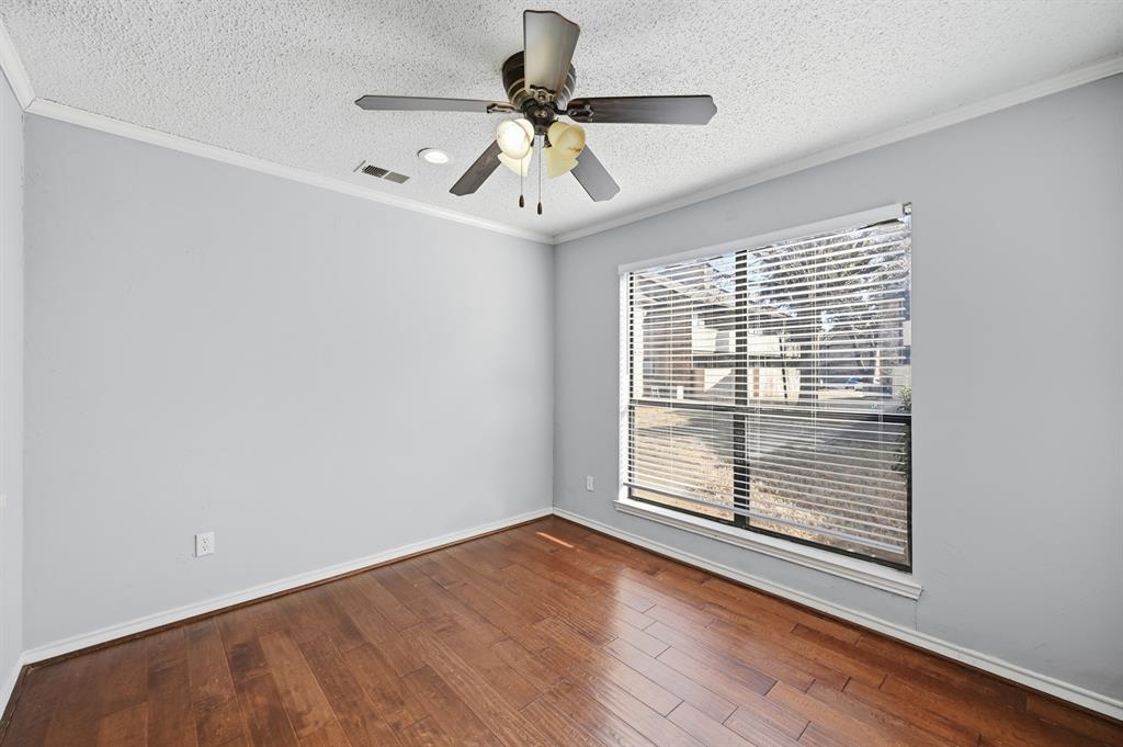 Cloisters Condo The - Residential