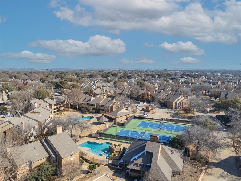 Cloisters Condo The - Residential