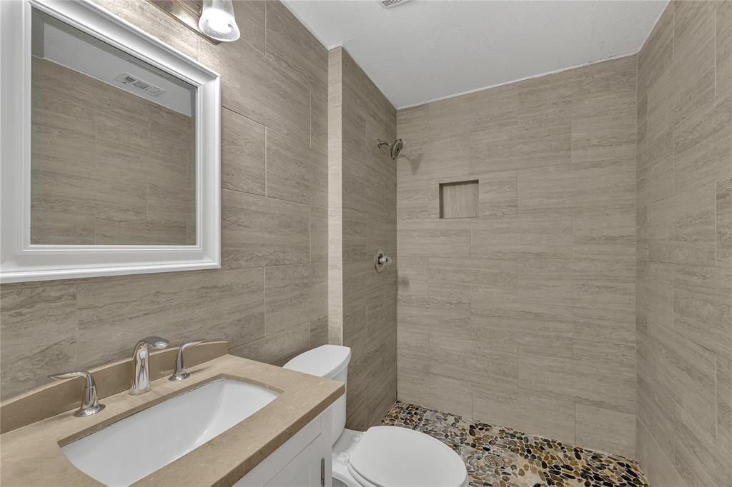 Eastern Heights 01 - Residential Lease