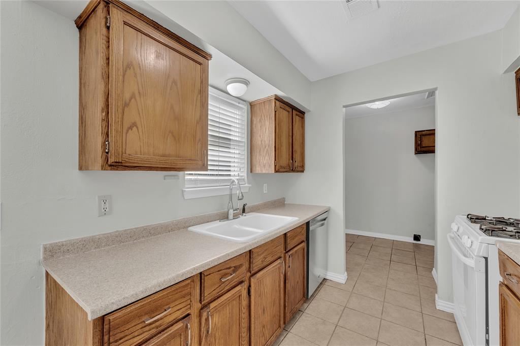 Eastern Heights 01 - Residential Lease