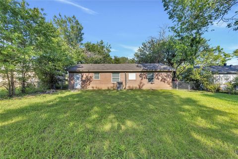 Tiny photo for 1325 E Park Drive, Mesquite, TX 75149 (MLS # 21108263)