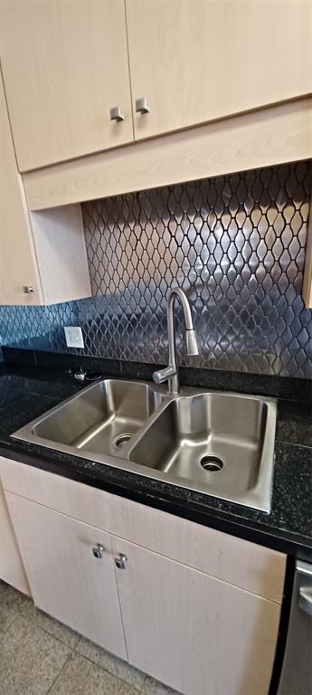 Renaissance On Turtle Creek Condo - Residential