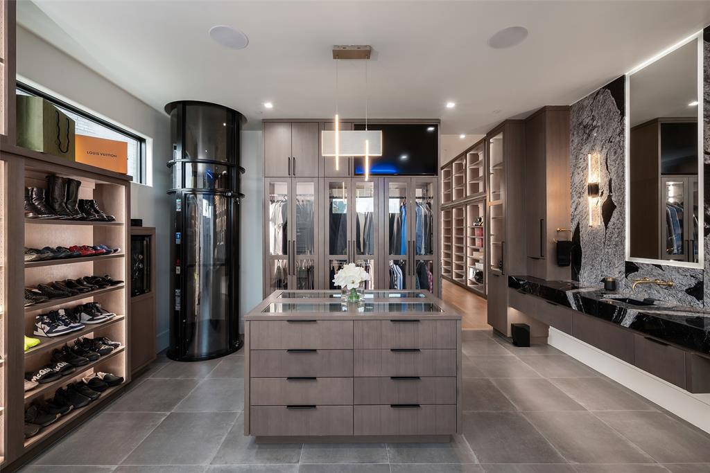 The Hills Of Kingswo - Residential