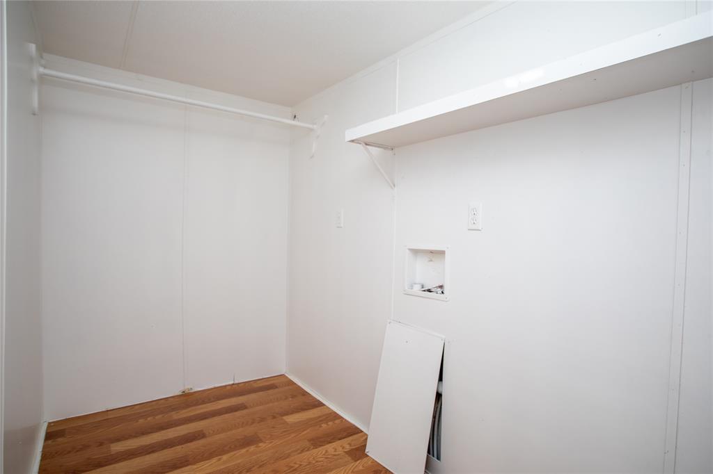 Brinwood Shores Add Sec B - Residential