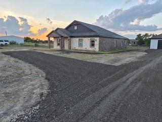 749 J L Drive
