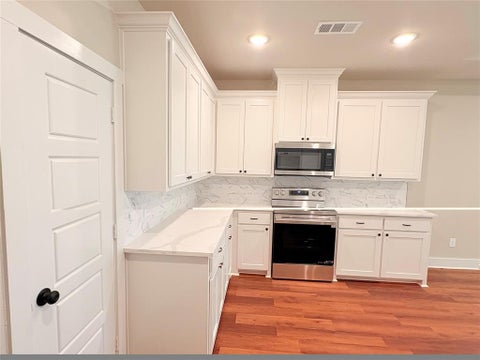 Photo of 749 J L Drive, Valley View, TX 76272 (MLS # 21291154)
