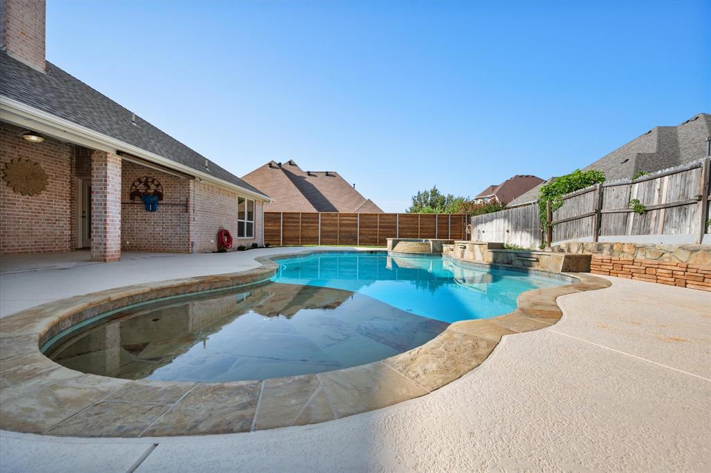 1003 Oak Hill Park