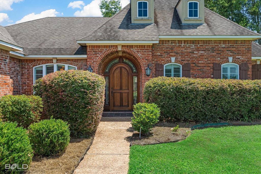 311 Summer Lake Drive