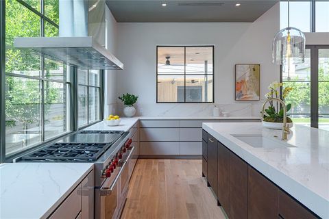 Tiny photo for 6411 Chevy Chase Avenue, Dallas, TX 75225 (MLS # 21050777)