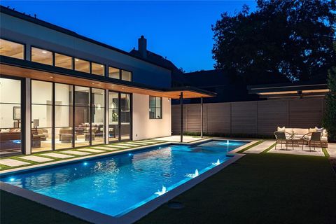 Tiny photo for 6411 Chevy Chase Avenue, Dallas, TX 75225 (MLS # 21050777)