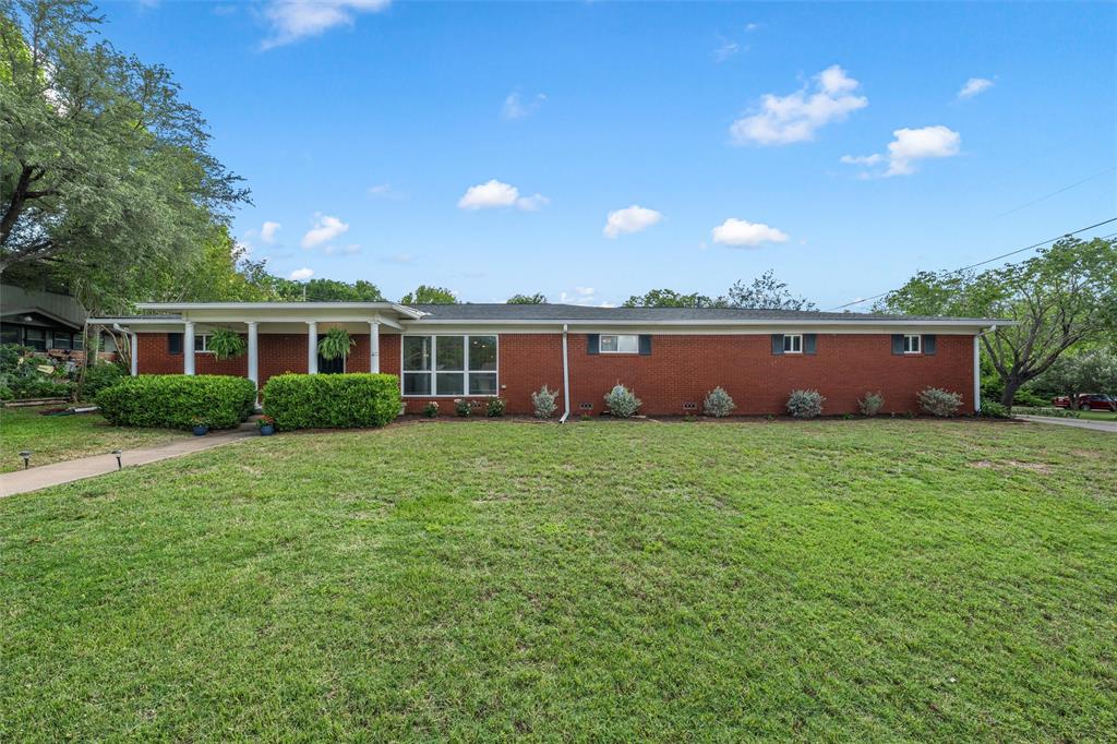 732 Arliss Drive