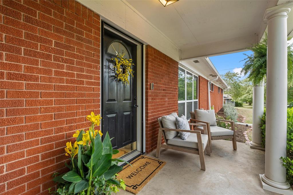 732 Arliss Drive