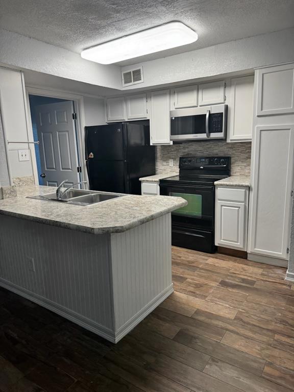 Arlington Oaks Condo - Residential