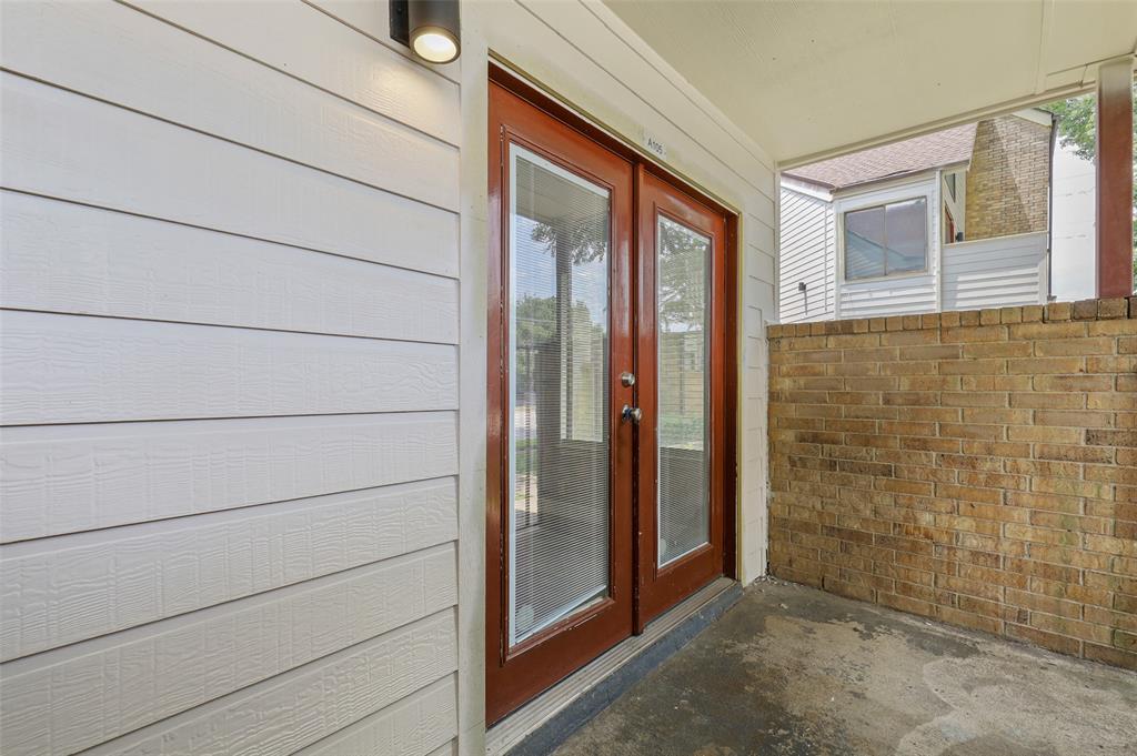 Arlington Oaks Condo - Residential