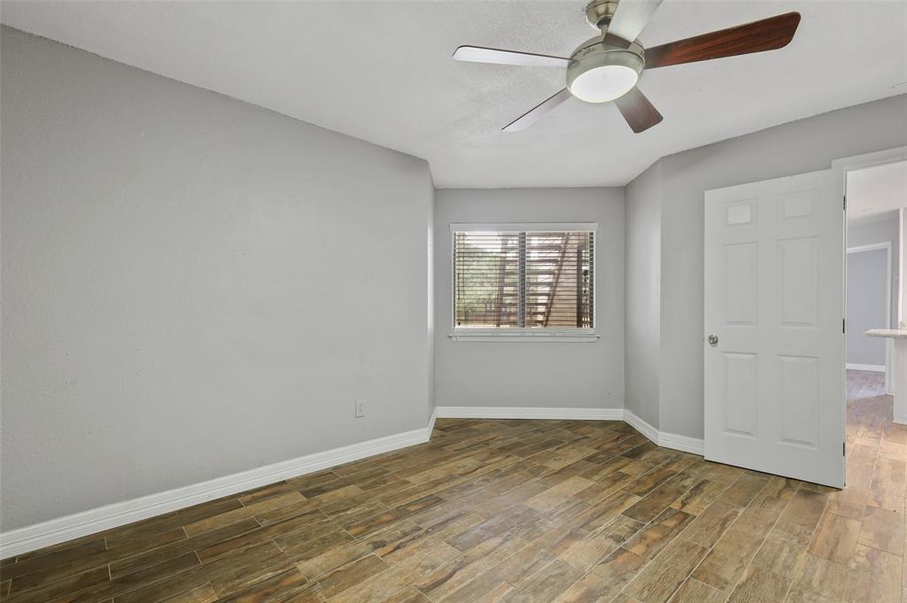 Arlington Oaks Condo - Residential