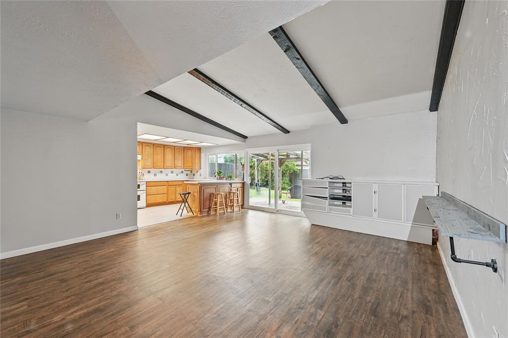 1420 Glacier Drive