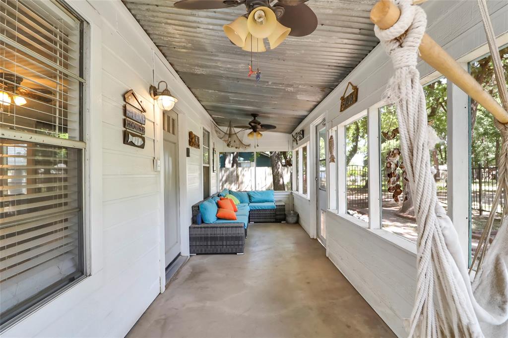 6505 Oakwood Lake Court