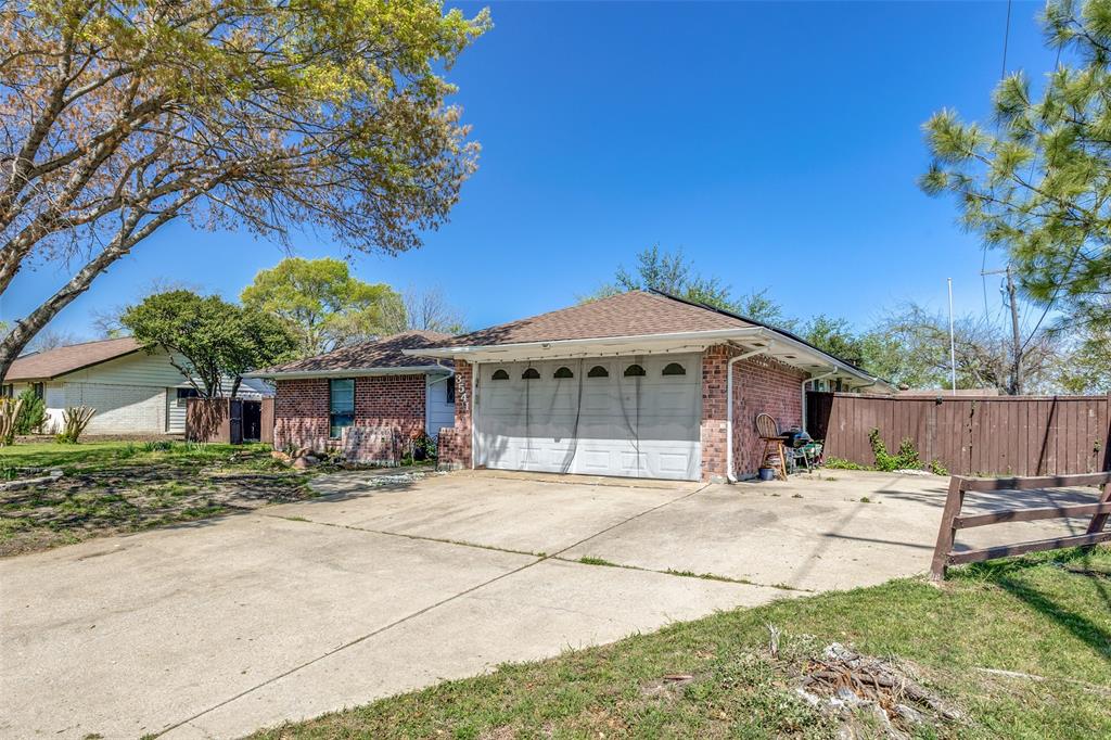 3541 Shorecrest Drive