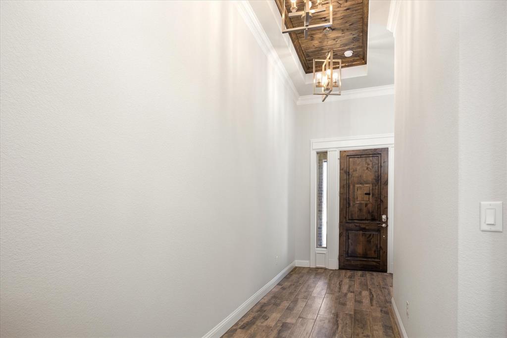 1476 Highland Park Circle