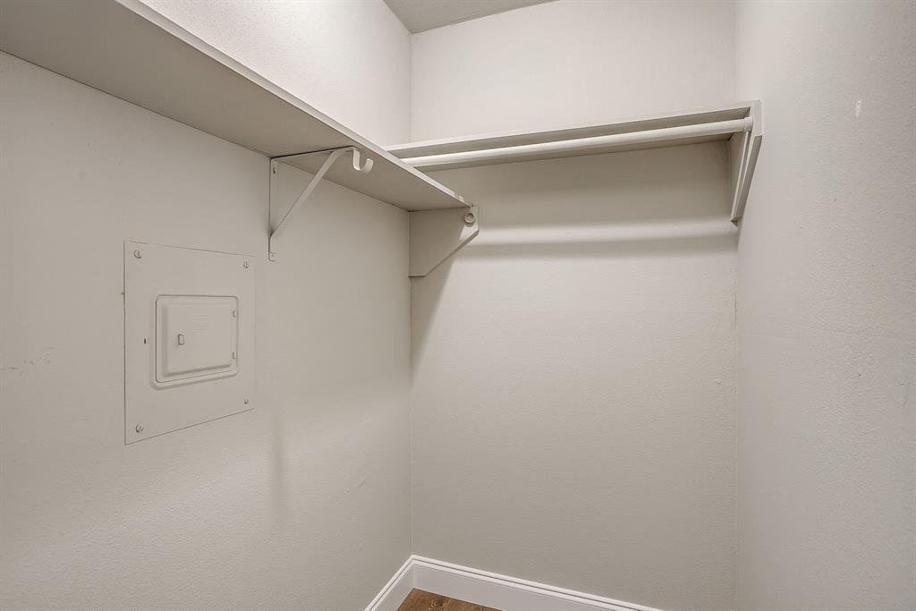 Gardenhomes Of Preston Place - Residential