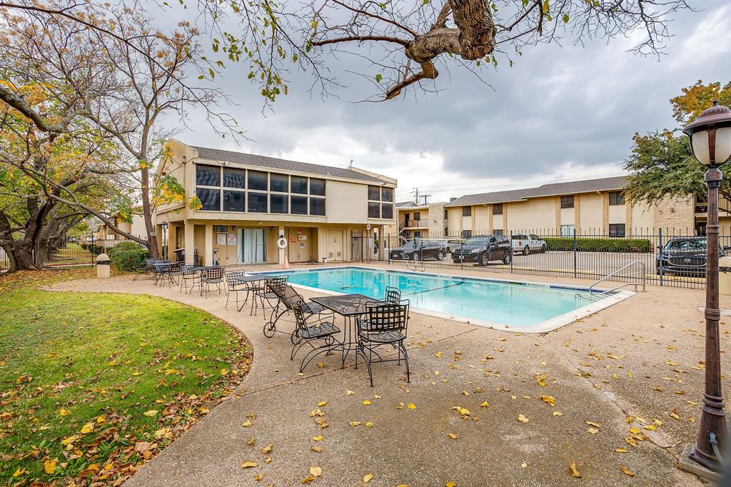 Gardenhomes Of Preston Place - Residential