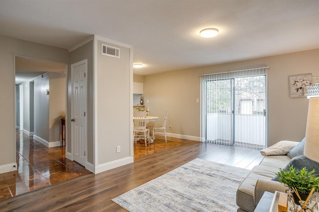 Gardenhomes Of Preston Place - Residential