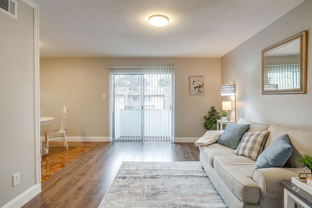 Gardenhomes Of Preston Place - Residential