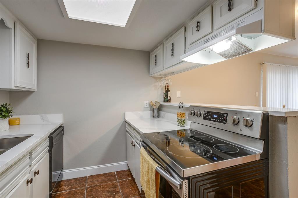 Gardenhomes Of Preston Place - Residential