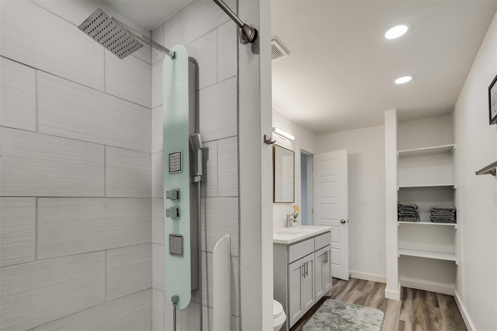 Eagle Ford Gardens - Residential