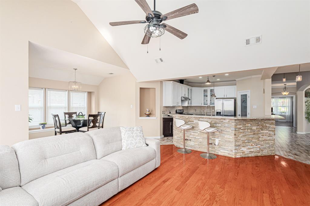 Villages Of Lake Forest - Residential