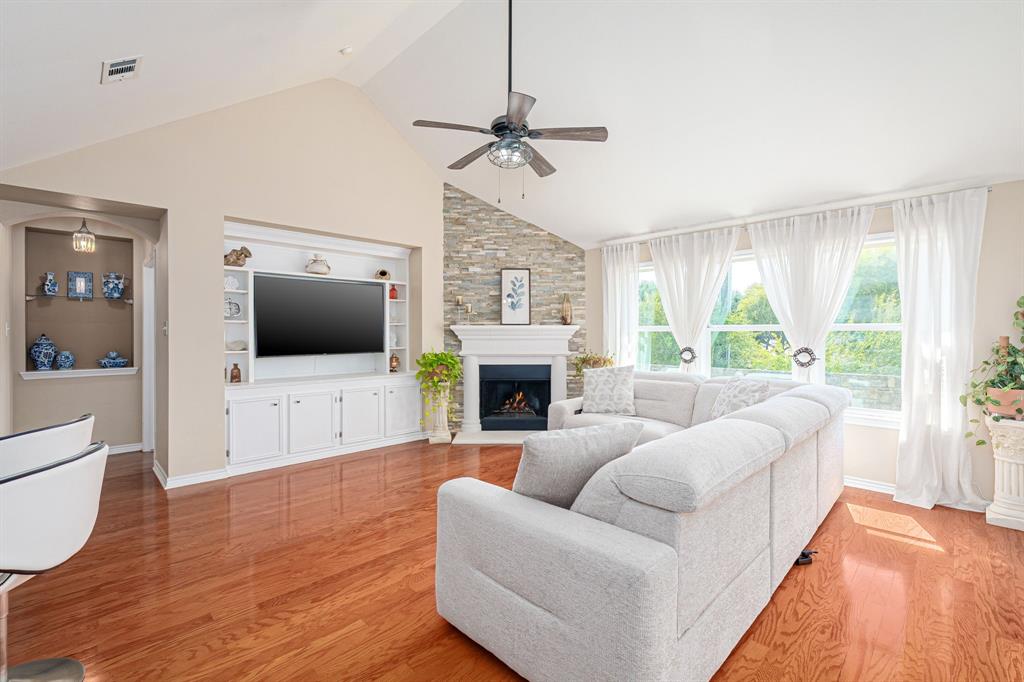 Villages Of Lake Forest - Residential