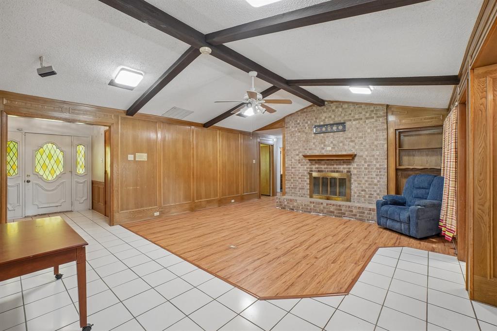 10180 County Road 437