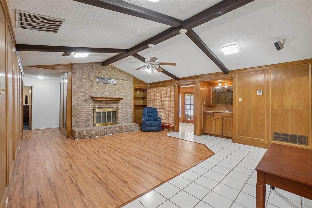 10180 County Road 437