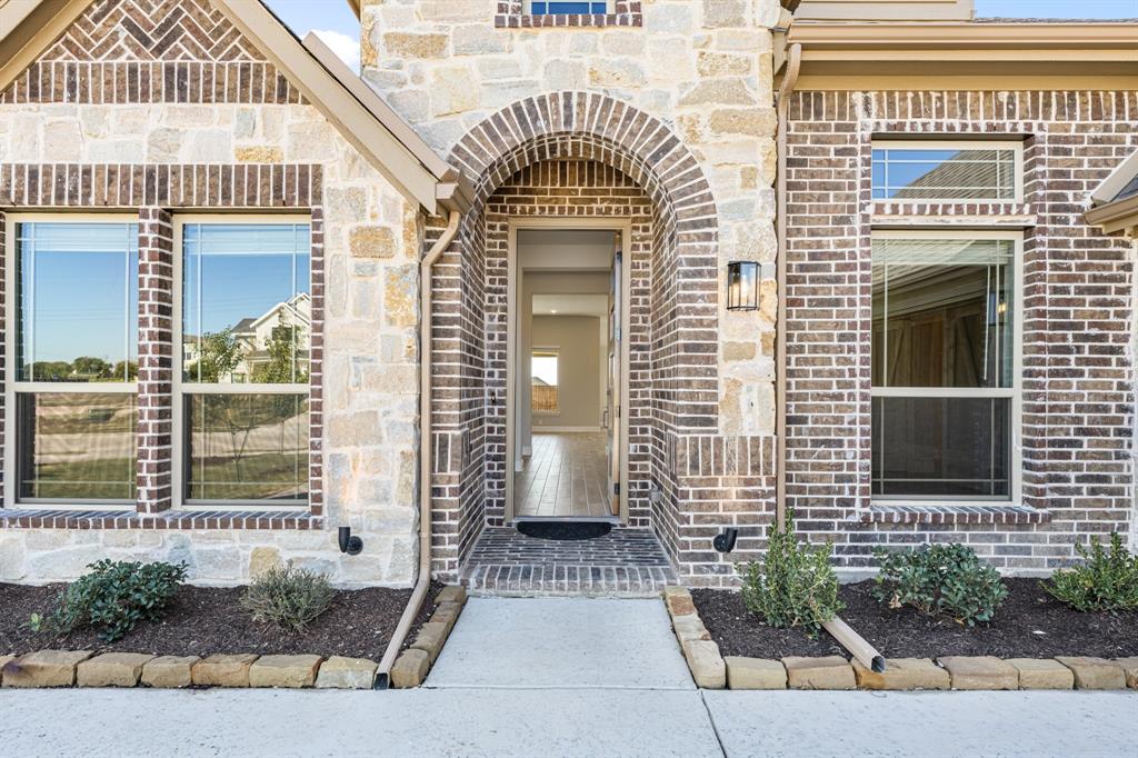 4034 Eagles Bluff Road