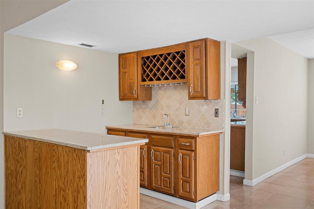 Woodlake 6 - Residential