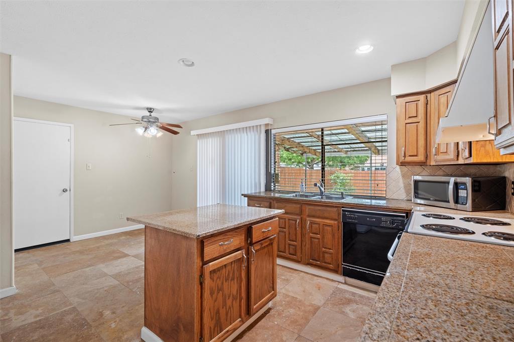 Woodlake 6 - Residential