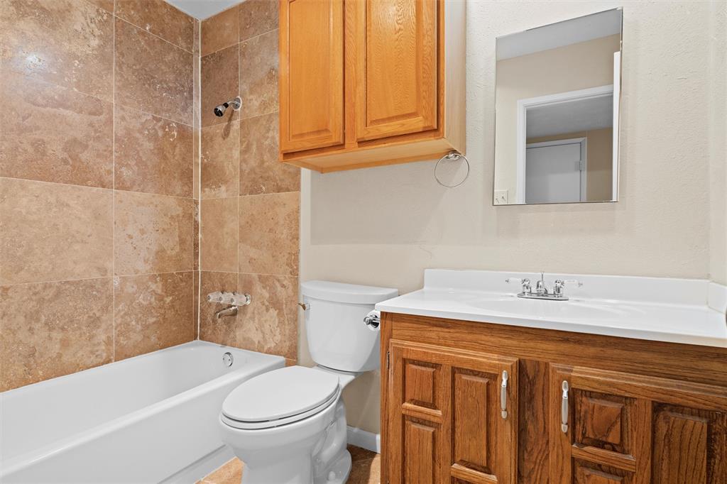 Woodlake 6 - Residential